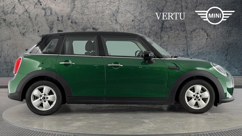 MINI Hatchback 1.5 Cooper Classic 5dr Petrol Hatchback